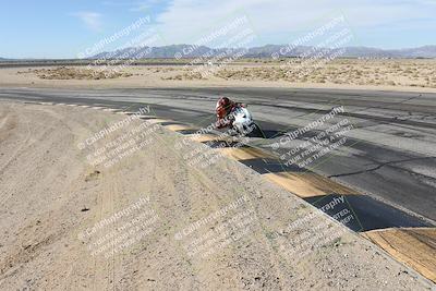 media/Nov-30-2025-TrackXperience (Sun) [[c0061d280f]]/2-Level 2/Session 4 (Turn 12 Inside)/